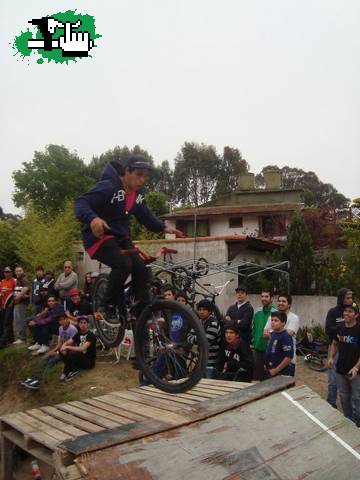 SUICIDE+LANDER EN EL BEST TRICK GDS CONTEST