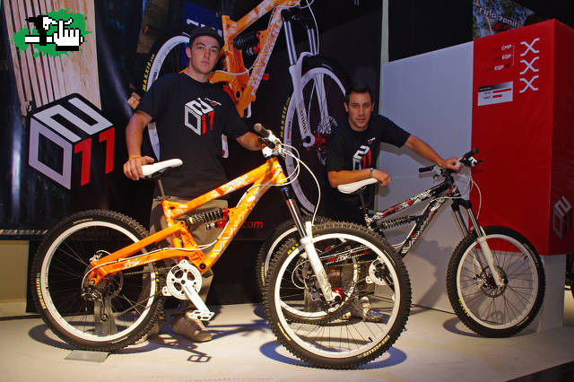 ZENITH 2011/ PRESENTACION