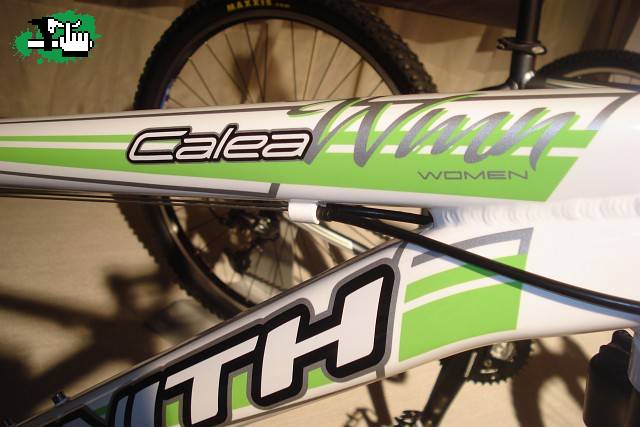Zenith 2011 Calea WMN women