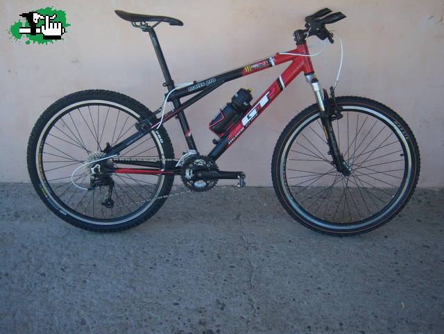 Mi bike con las cosas nuevas.