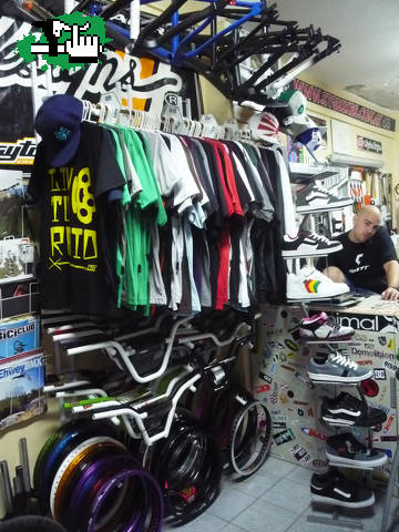 Indumentaria en BikeX!!!
