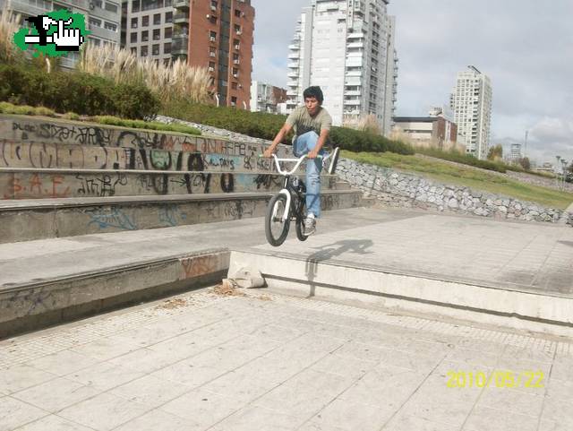 Se la banca la Hi Ten(?