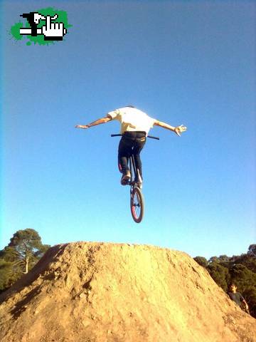 No hand!