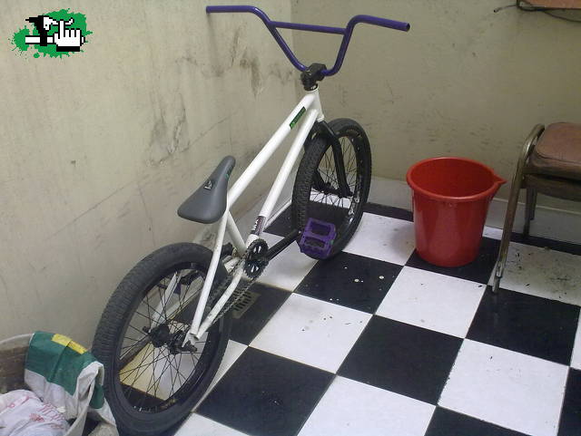 Repintando Bars : P