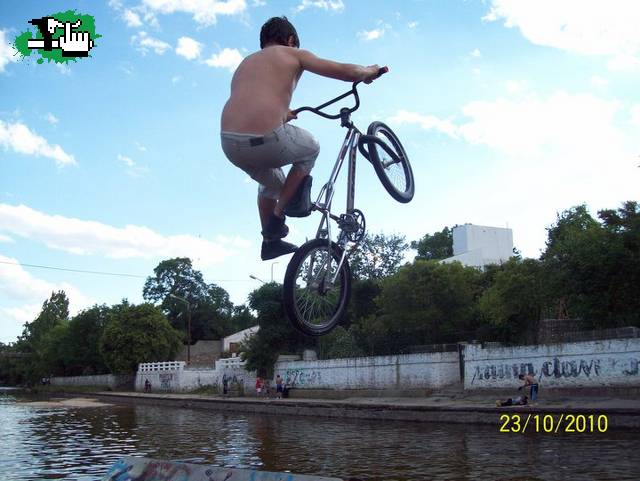 un tarde de water jump