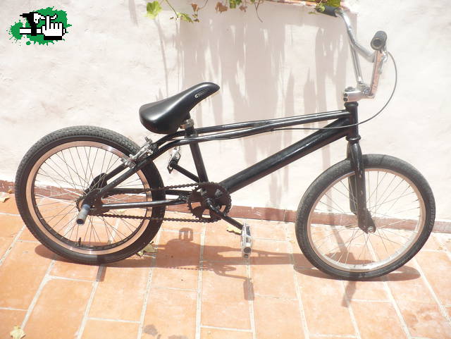 Tooomi_Bmx
