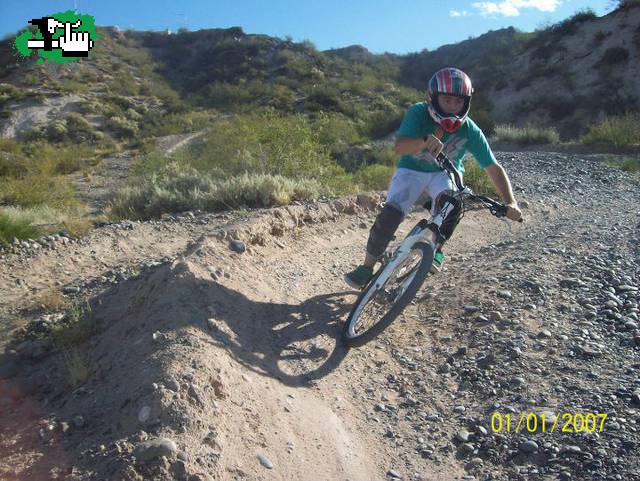 en el dual.enb la barda d nqn antes de caerme jajajaj