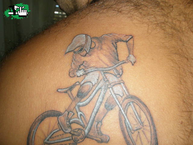 Tatoo, Opinen, ta´bueno.