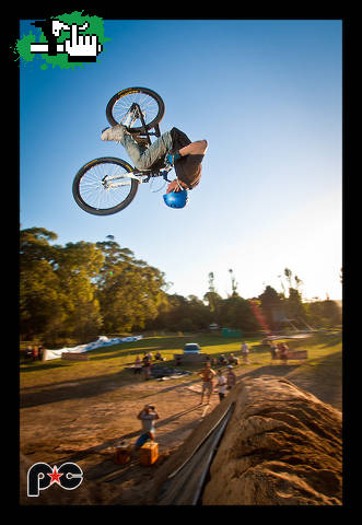 Oscar Medina foto del dia pinkbike!!