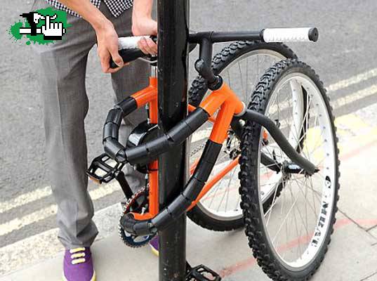 "La bici candado"