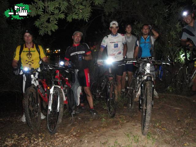 por el sendero nocturno banco pelay e.rios