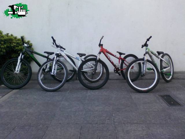 Las bikes!