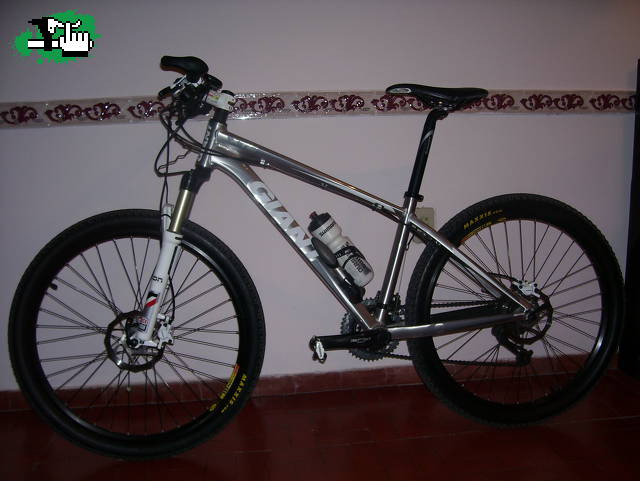 GIANT XTC 2011