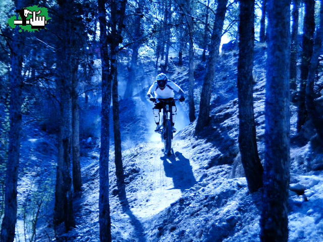 Oscar Correa, un groso arriba de la bike