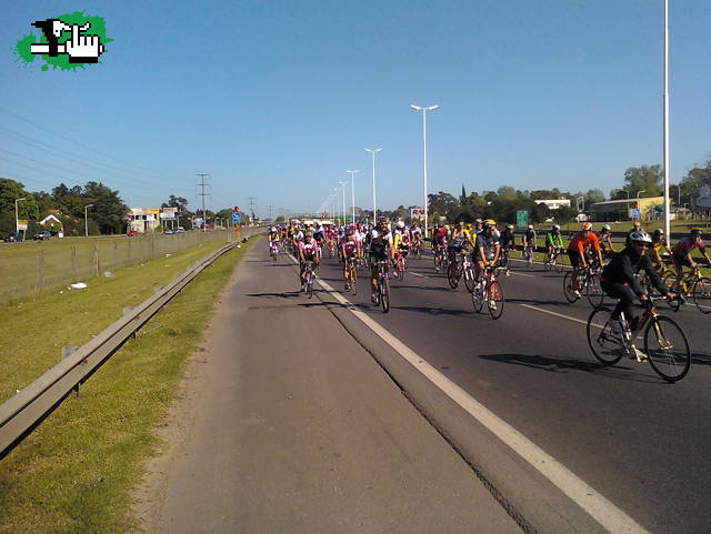 Piquete espontáneo de ciclistas del oeste