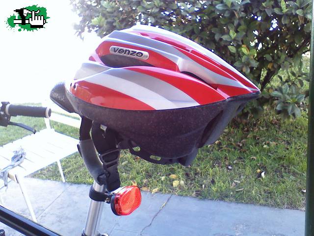 Casco y luz nueva :D