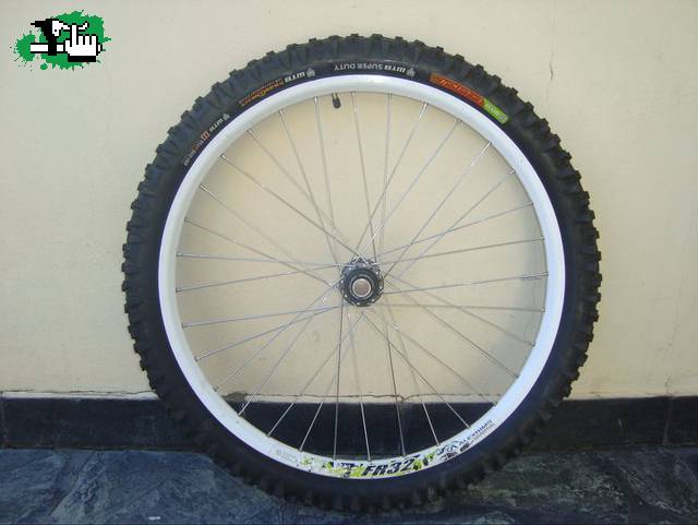 Primera rueda armada!!