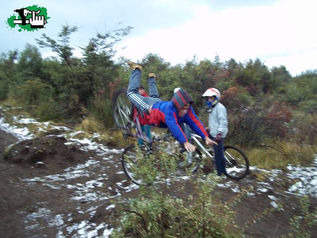 superman no hander  font fip  barilochee!!!!