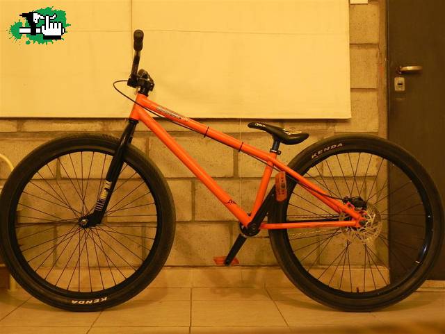 LA BIKEE