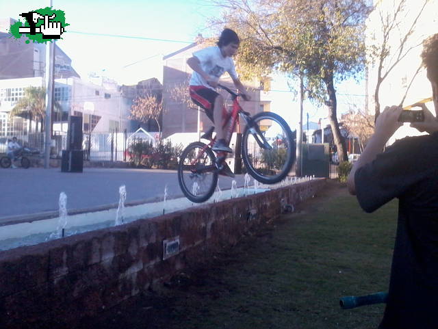 boludiando!