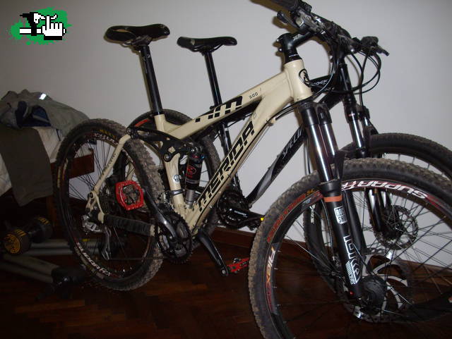 Merida am hotsell 500 full suspension