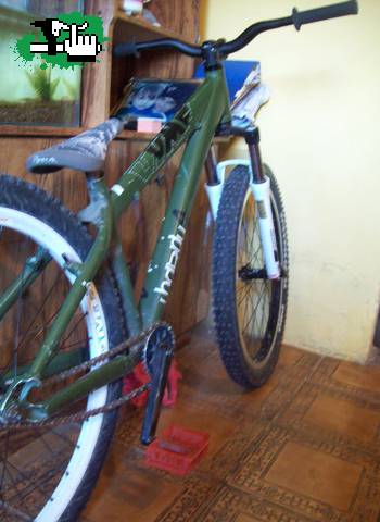 MI BIKE ACTUAL ...HASTA Q ARME EL JUMPER