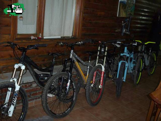 Las Bikes del team....