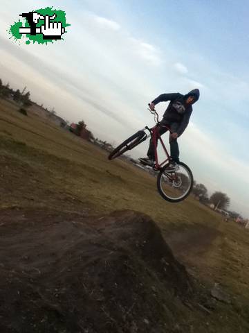 Cruzaaaando un poco  !
