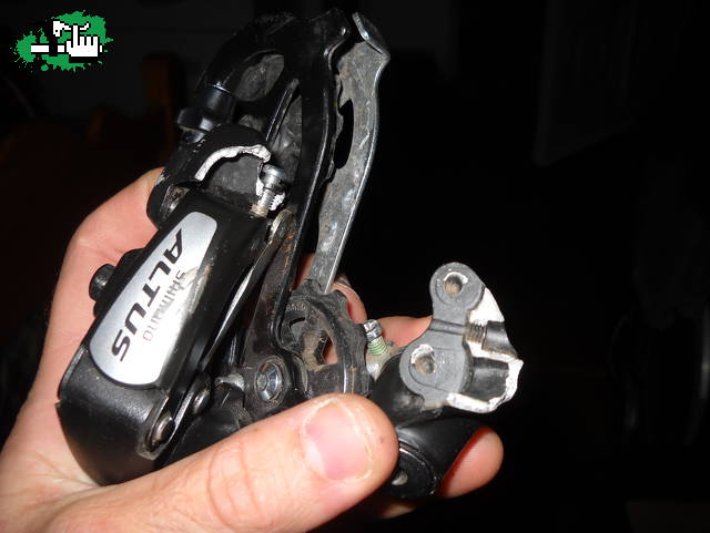 Shimano Altus
