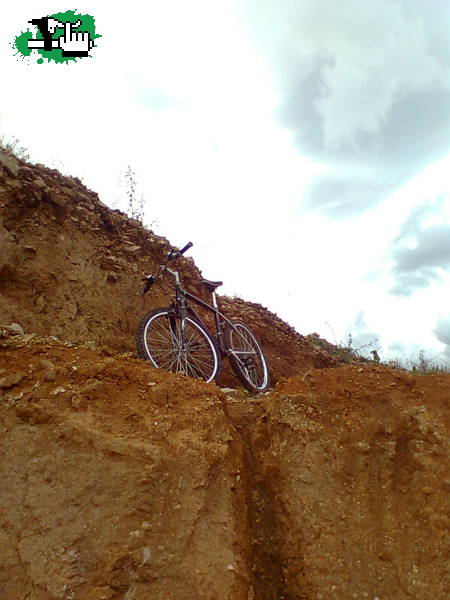  paseo mountain bike.