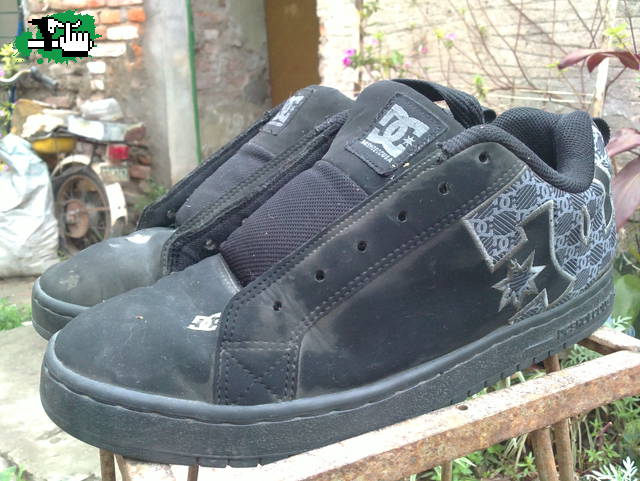 Se van regalas ZAPATILLAS DC N°43