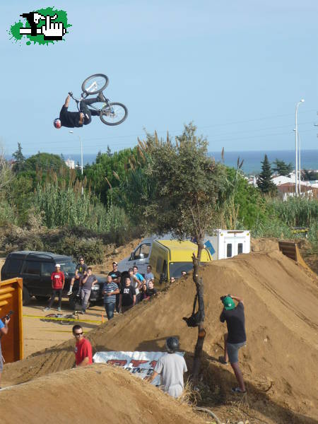 Andreu Backflip
