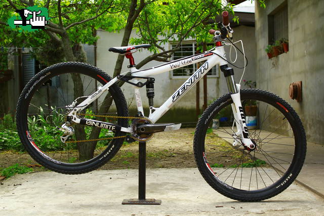 Zenith Huaira MX