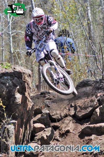 DH Aluminé