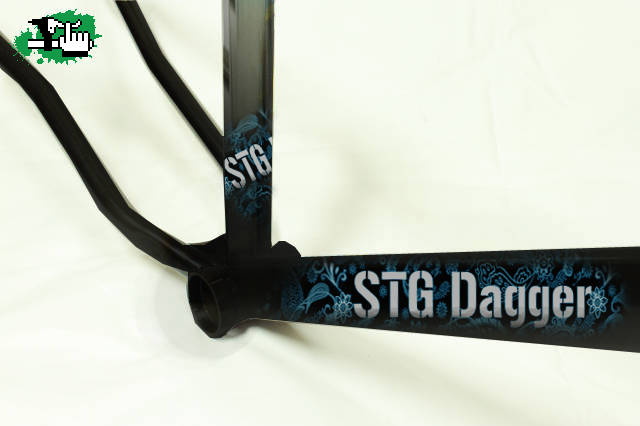 Segundo diseño para el dagger