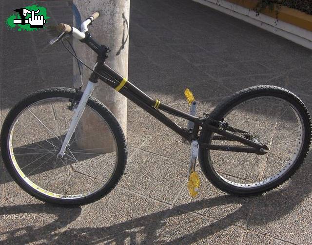 Mi bici de trial