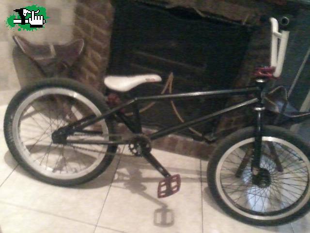 bmx896