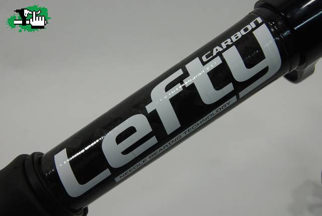 LEFTY vs LA COMPETENCIA