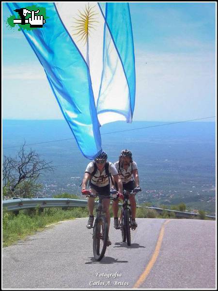 Subiendo al Mirador del Sol, Merlo. Para la 5ta etapa Tour de San Luis 2012