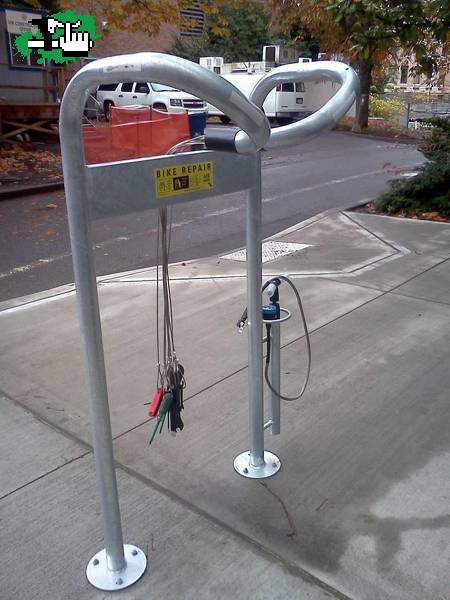 Estacion de servicio público para bicicletas(ni idea donde)