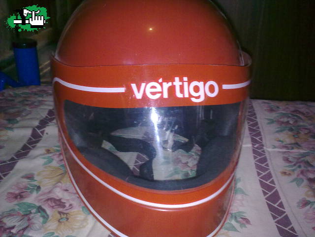 Vendo Cambio Casco de Moto por Steam para DH 