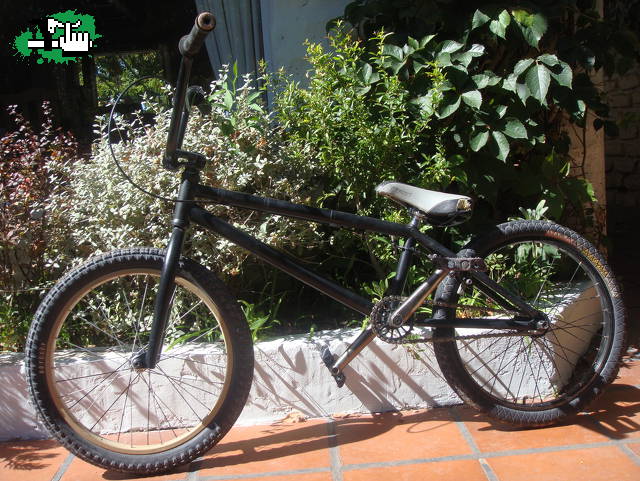 julianbmxnqn