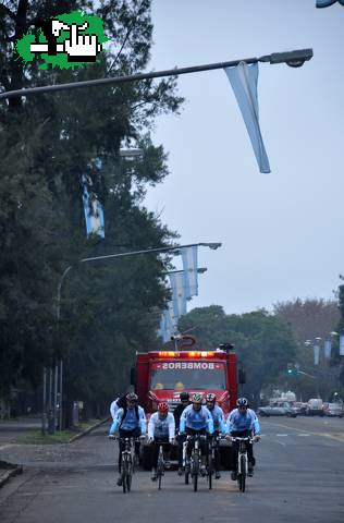 HACIENDO BANDERA DE MORON A ROSARIO 2012
