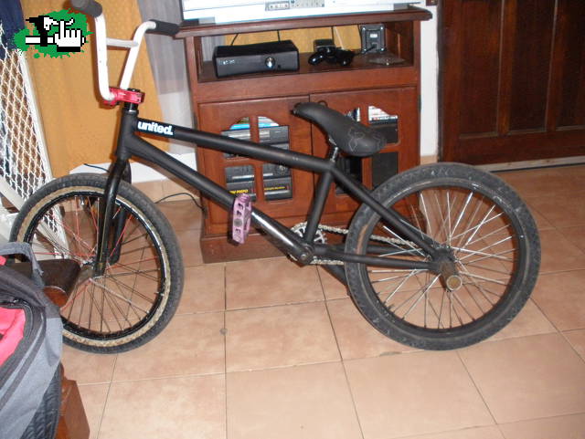 new color!  y bikecheak