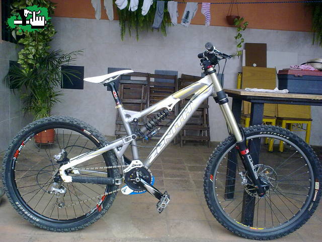 DIA INTERNACIONAL DE LA BICI!!!EN TU DIA.....Q SOS PARTE DE NUESTRAS VIDAS!!!FELIZ DIA..!!!