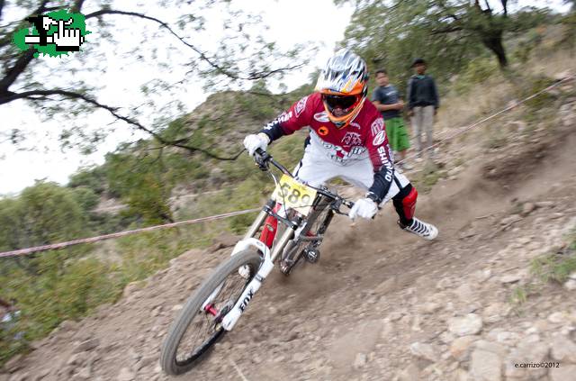 DH SAN MARCOS SIERRA. EL CAMPEON ARG. BARRIENDO EL CIRCUITO. 