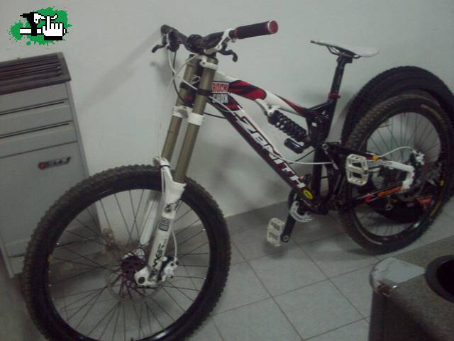 Vendo Zenith saka