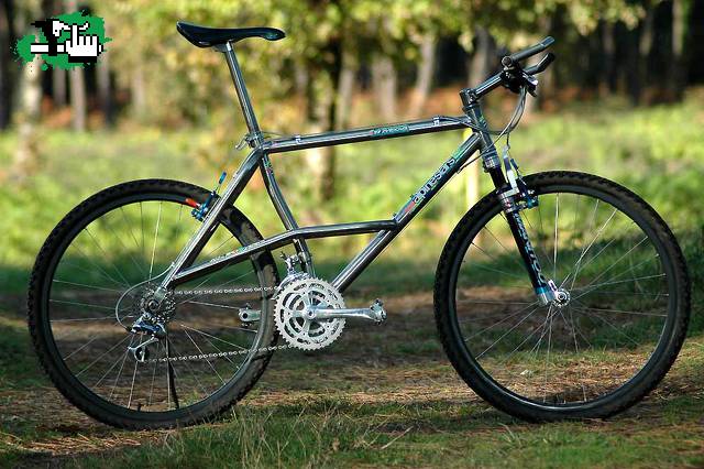 ahora con cambios y de titanio, AlpinestarsTi-Mega