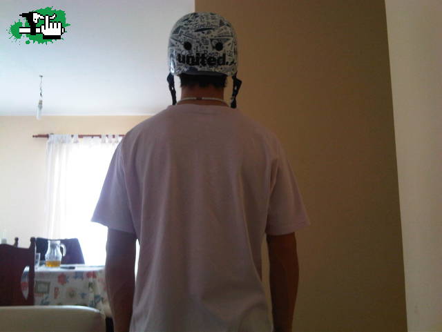 Mi primer casco y su calco united :D