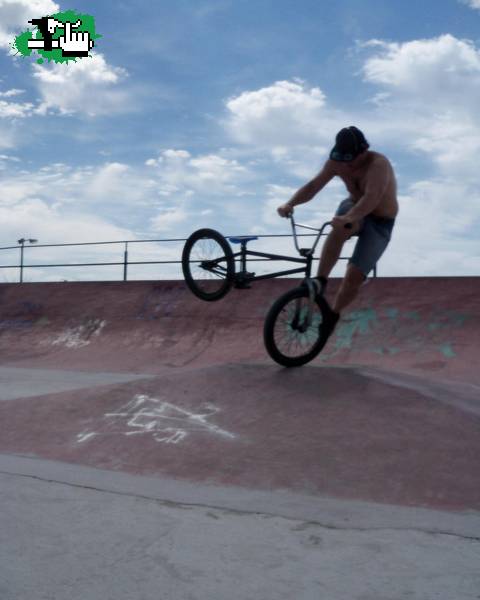 Foot jump tailwhip
